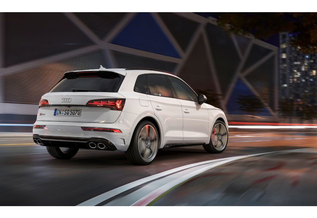 Audi SQ5 이미지 5