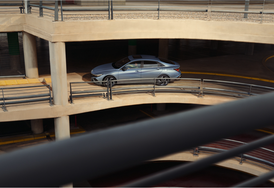 아반떼 하이브리드 이미지 6