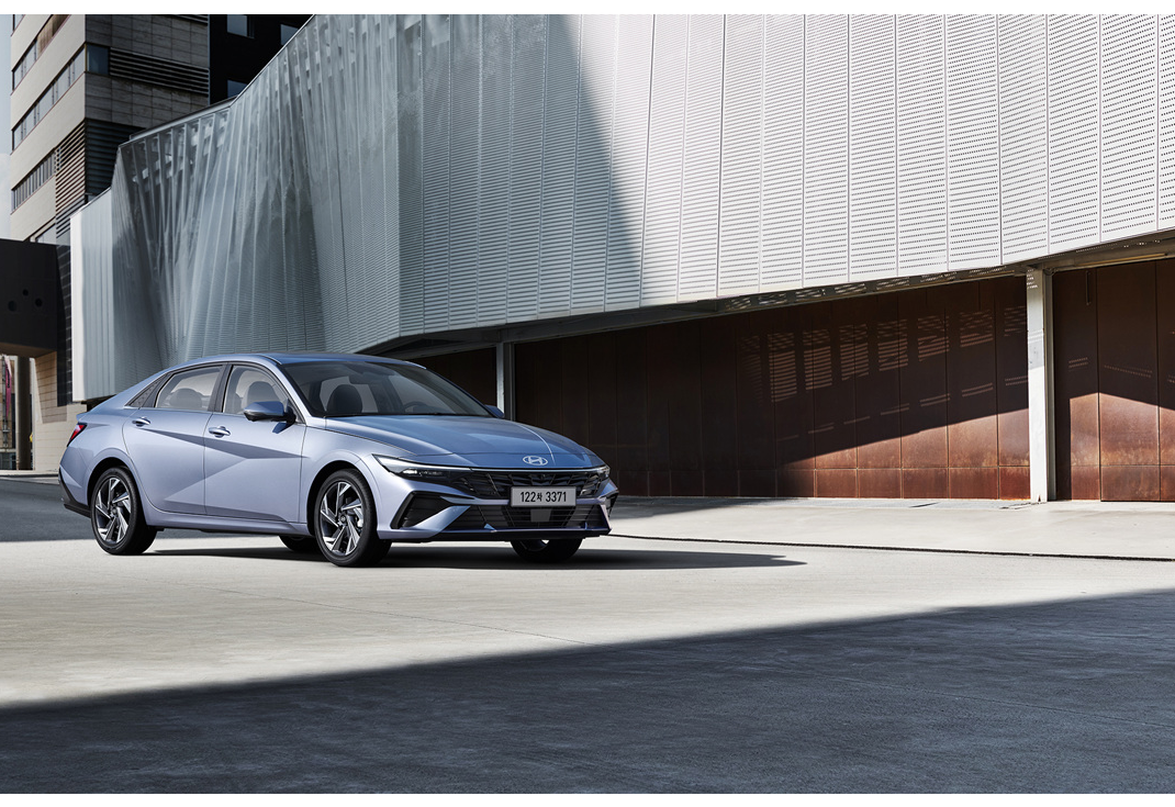 아반떼 이미지 5