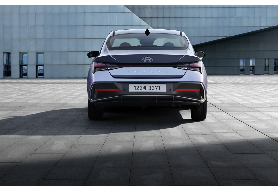 아반떼 이미지 11