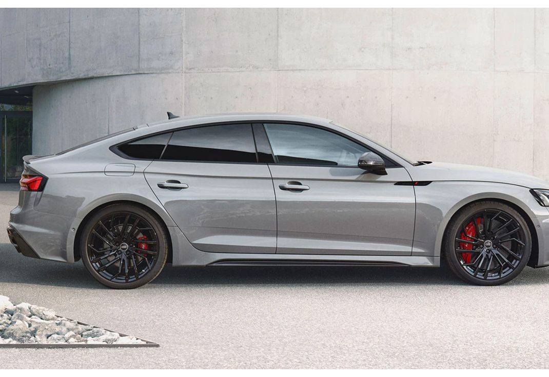 Audi RS5 스포트백 이미지 6