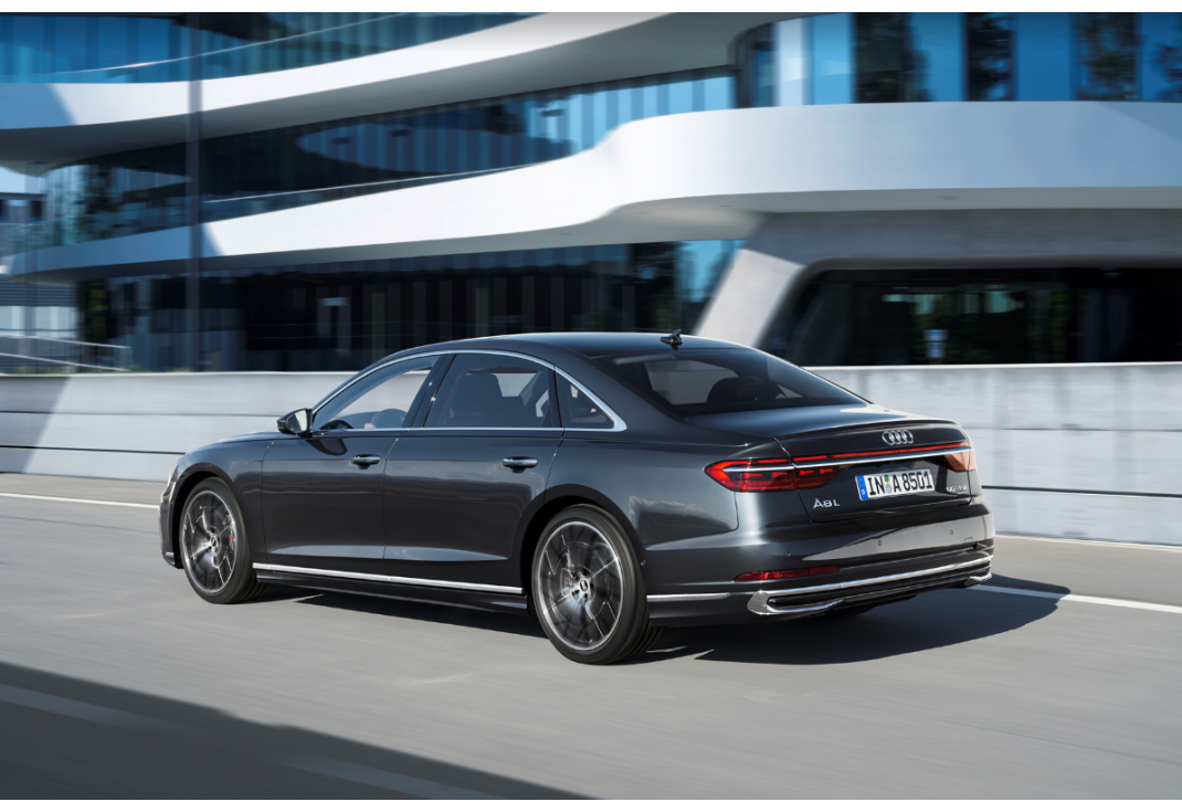 Audi A8 L 이미지 5