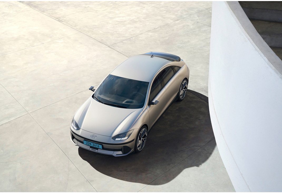 아이오닉6 이미지 3