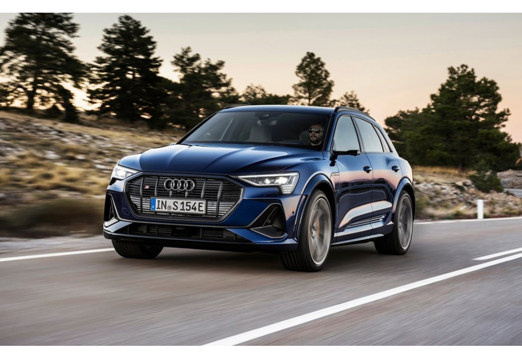 Audi e-tron S 이미지 6