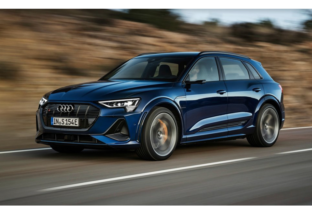 Audi e-tron S 이미지 9