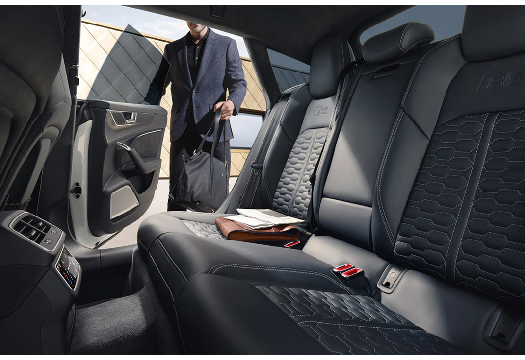 Audi RS7 이미지 8