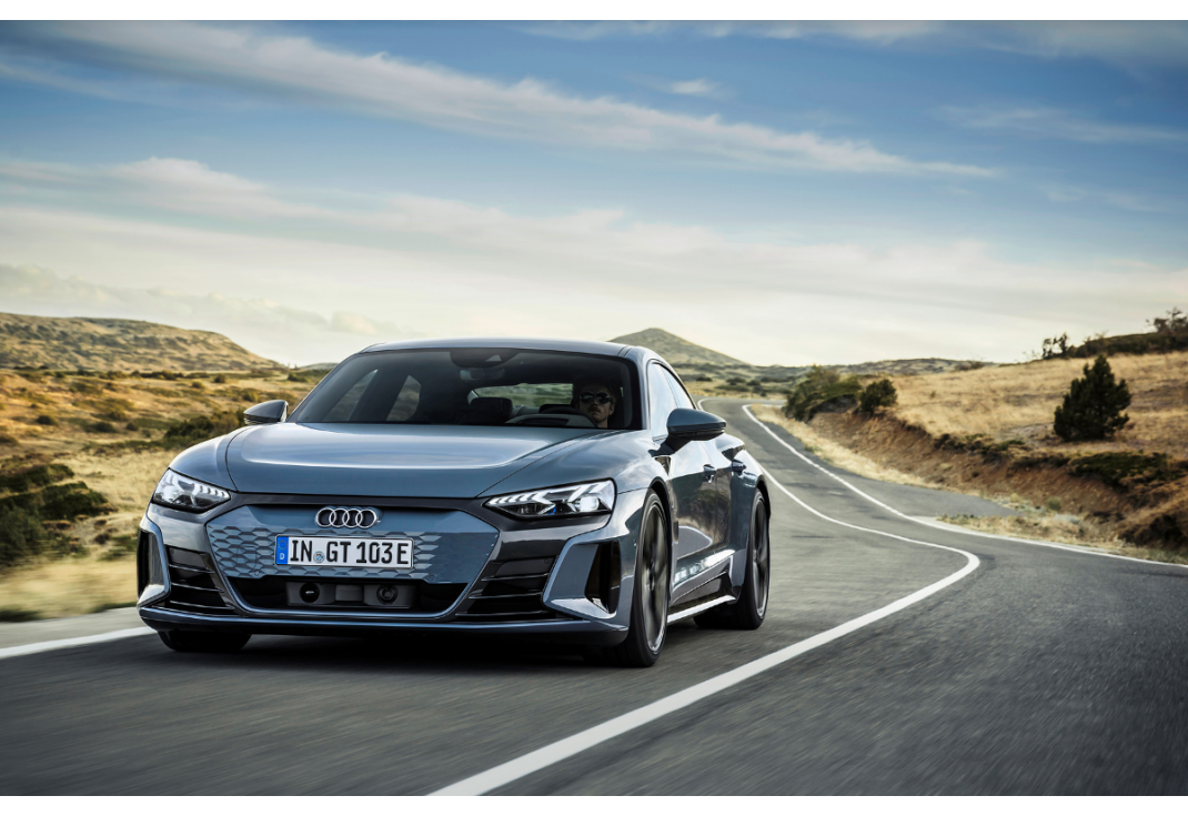 Audi e-tron GT 이미지 2