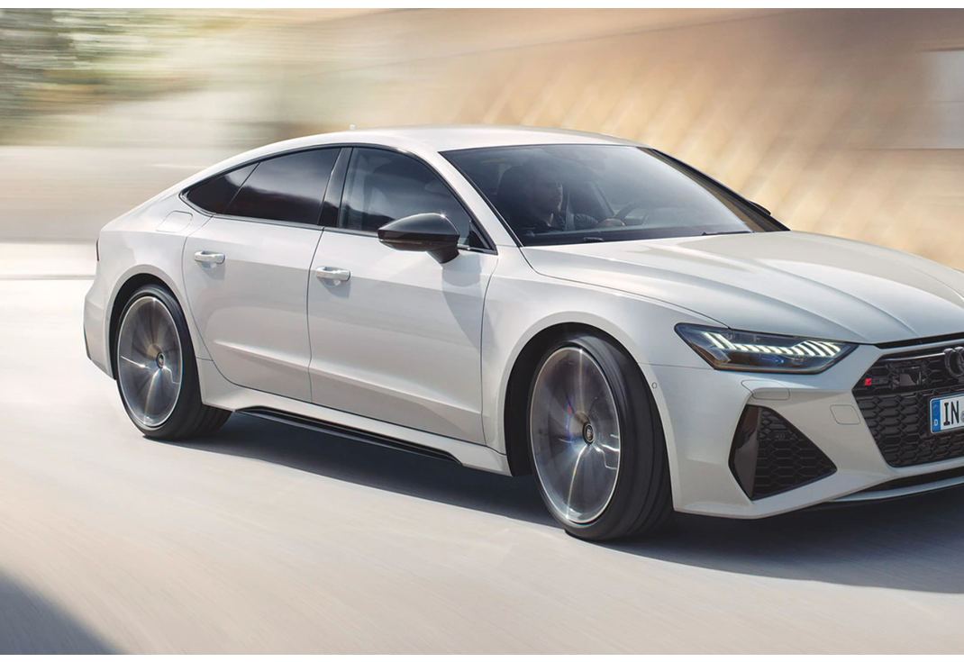 Audi RS7 이미지 2