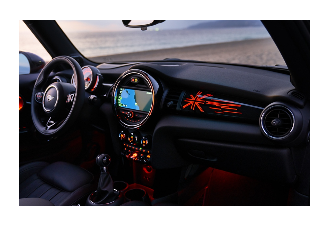 미니 쿠퍼 해치백 이미지 8