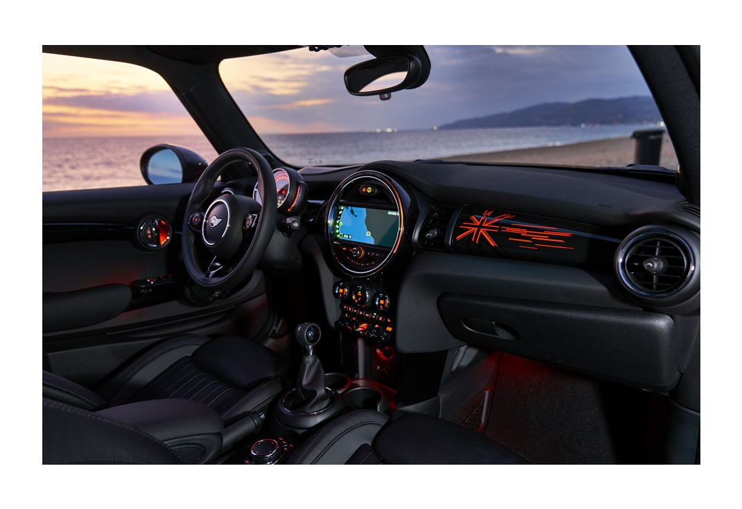 미니 쿠퍼 해치백 이미지 6