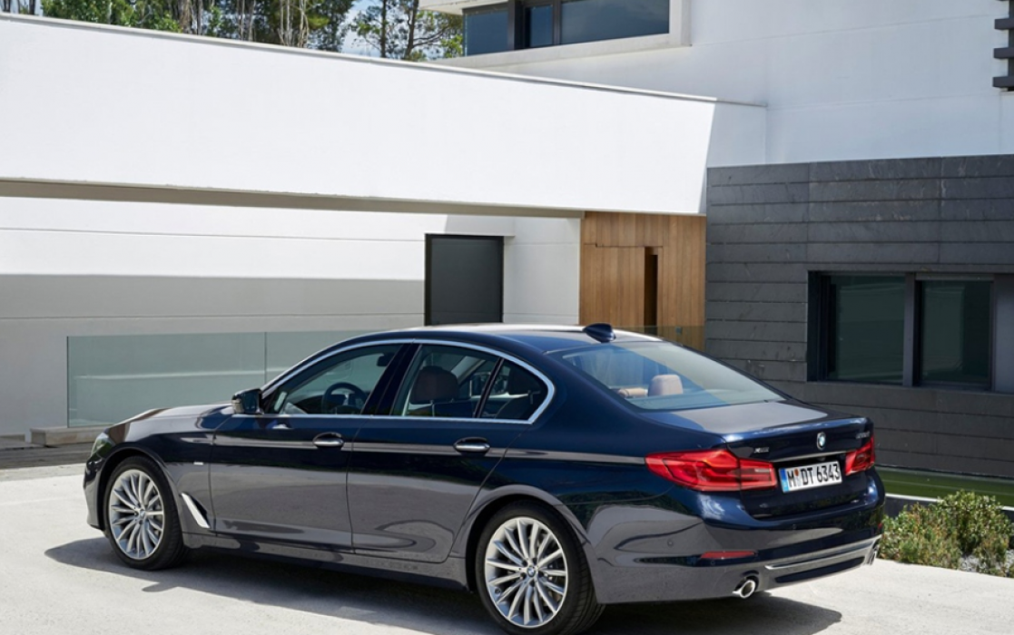 BMW 5시리즈 이미지 4