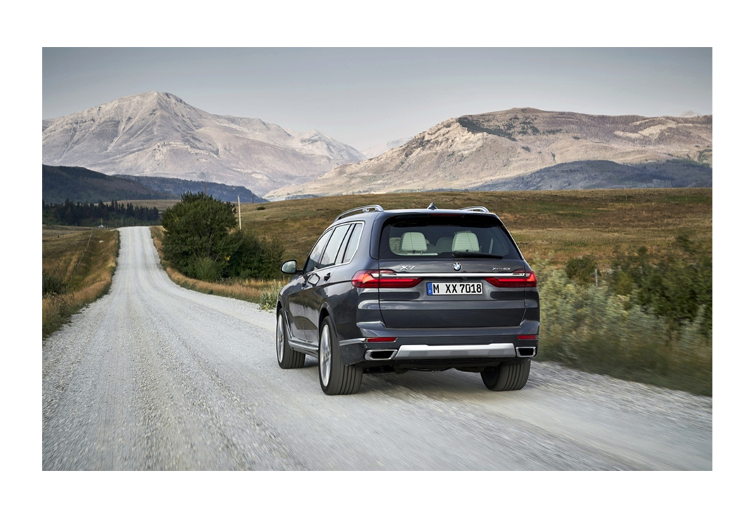 BMW X7 이미지 8