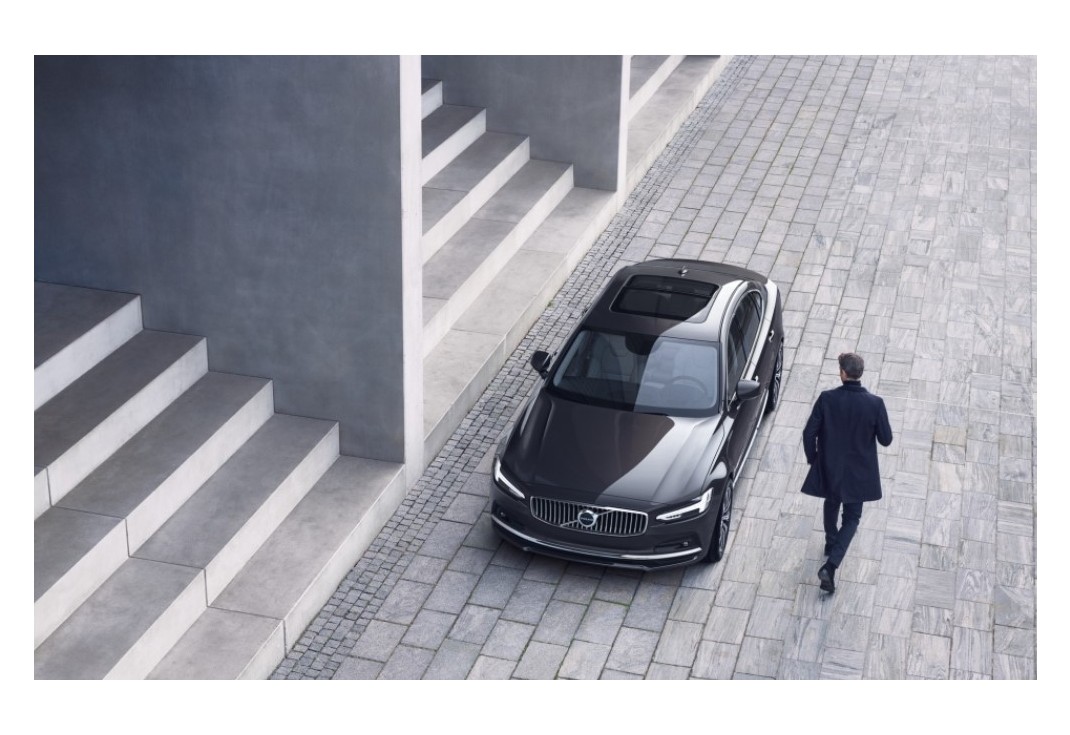 VOLVO S90 이미지 4