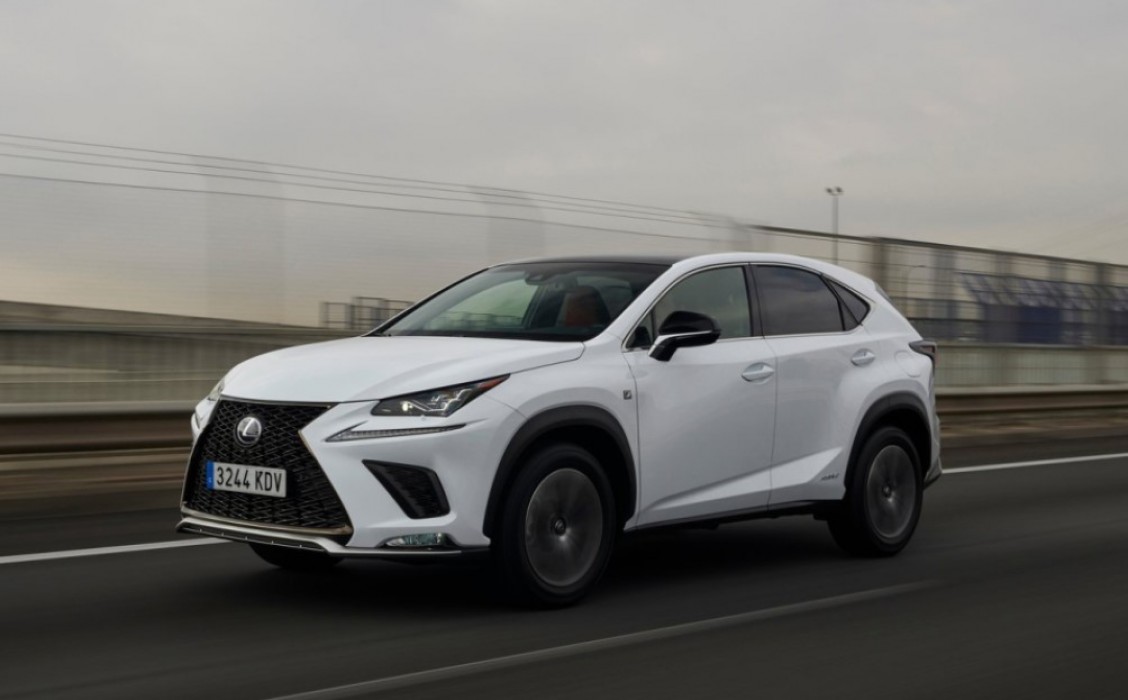 LEXUS NX 이미지 2