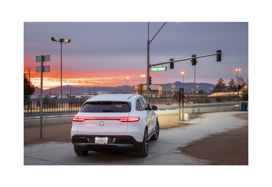 BENZ EQC 이미지 6