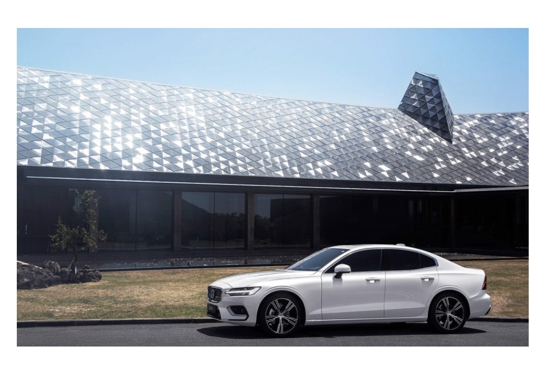 VOLVO S60 이미지 3