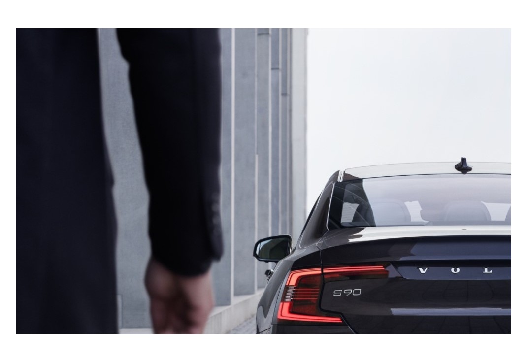 VOLVO S90 이미지 6