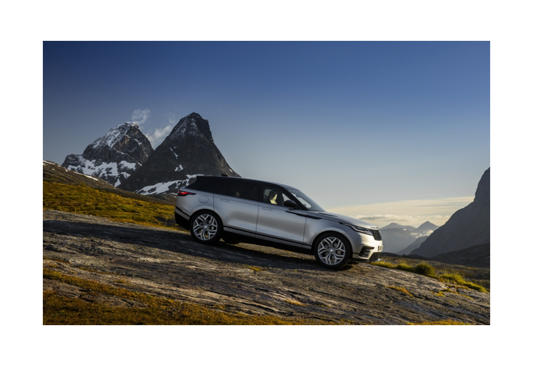 레인지로버 벨라 이미지 6