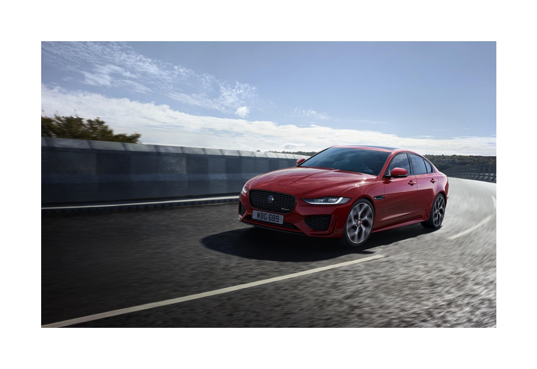 Jaguar XE 이미지 2