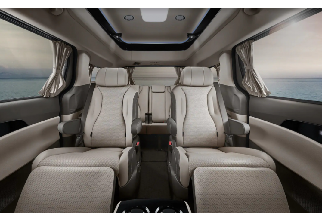 카니발 하이리무진 이미지 11